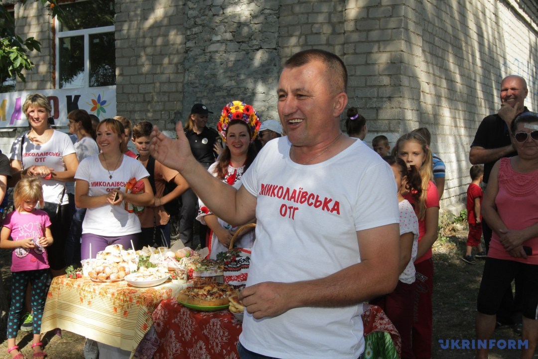 Подготовить проект и велопробег общине помогли в   Днепропетровском Центре местного самоуправления   , Созданном при поддержке Программы «U-LEAD с Европой» и Минрегиона Украины